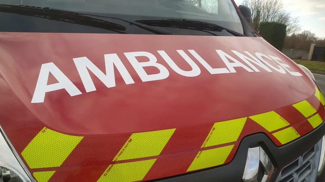 Ambulance accident pompiers Segré_16 12 21_CJ